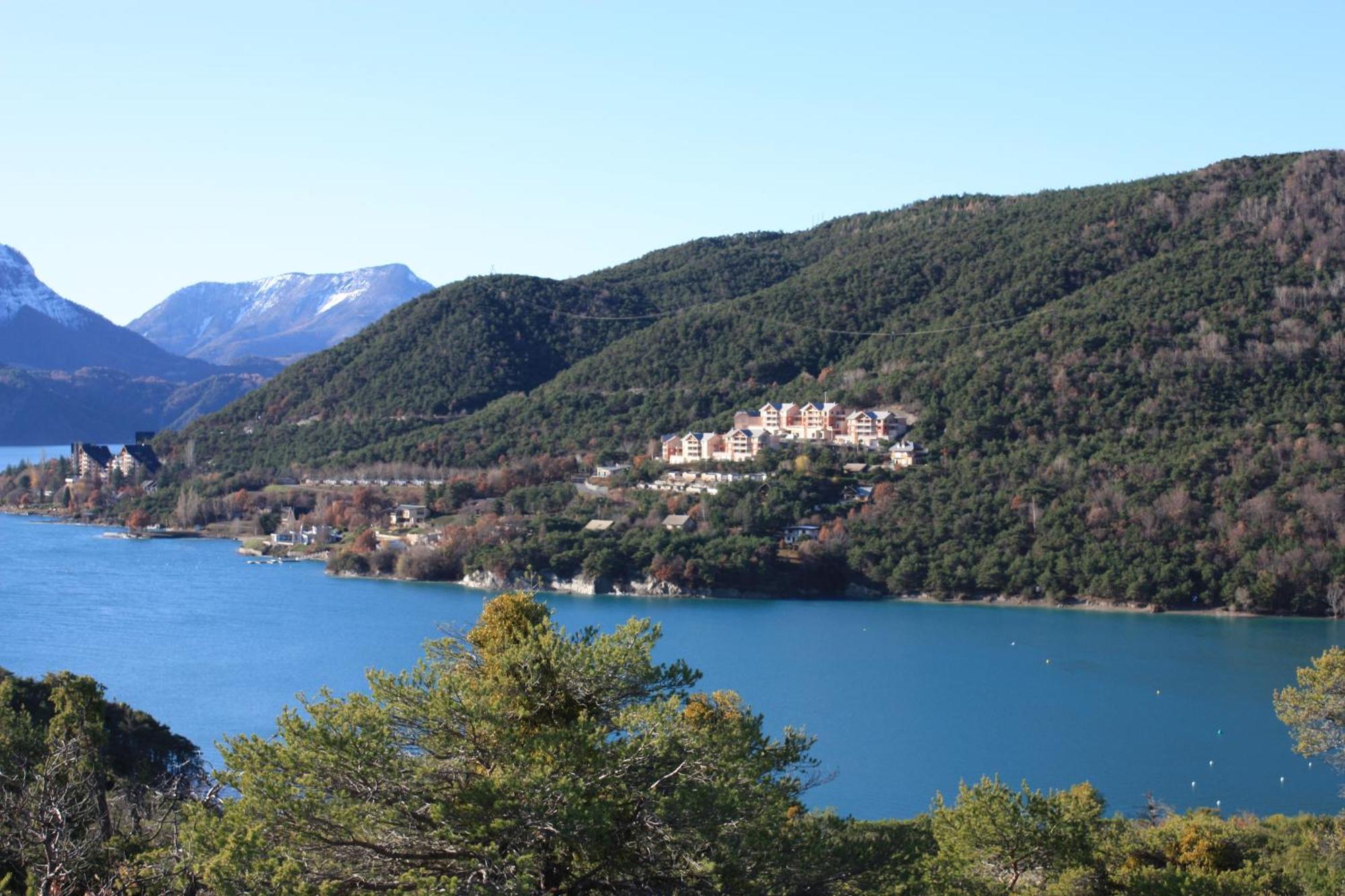Leparadisachorges Exterior photo